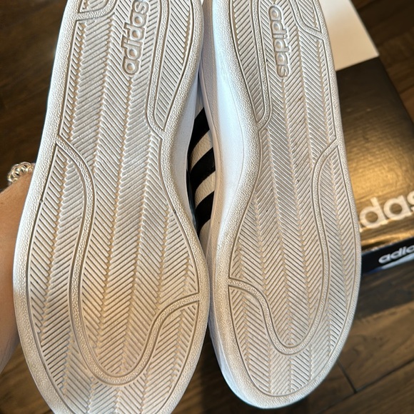 Adidas advantage mint condition sz 8 - Picture 4 of 5